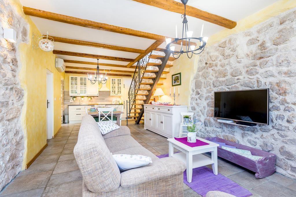 Holiday House Kate Чижичи Экстерьер фото
